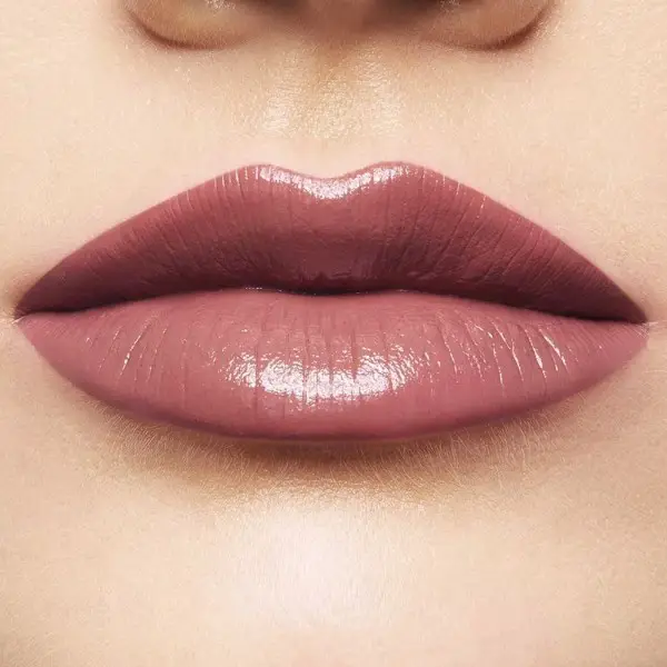 373 Viola Per Me, rossetto Rosso Universale PER TUTTI di Gemey Maybelline Maybelline 5,99 €