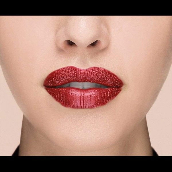 203 ik Magnetiseren - Rode Lippenstift Handtekening Metallics L 'oréal Paris L' oréal 5,99 €