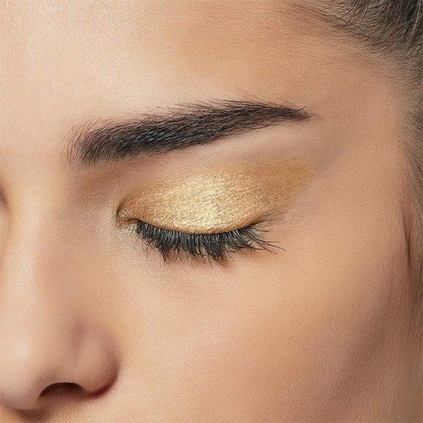 Extra ( Foil ) - Shadow to the eye Lid Enriched with Oils Ultra-pigmented L'oréal Paris L'oréal 4,99 €