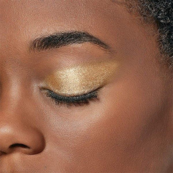 Extra ( Foil ) - Shadow to the eye Lid Enriched with Oils Ultra-pigmented L'oréal Paris L'oréal 4,99 €