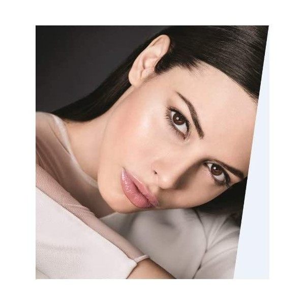 Light / Iridiscente - Iluminador líquido Master Strobbing de Gemey Maybelline Maybelline 3,99 €