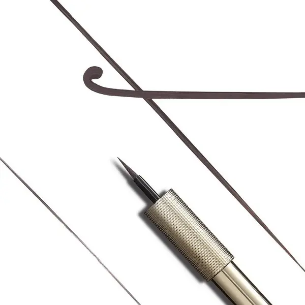06 Greige - L'Oréal Paris L'Oréal Signature Matte Brush Eyeliner 4,99 €