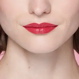 306 Be Innovative - L'Oréal Paris Tinta labial lacada brillante L'Oréal Paris 5,99 €