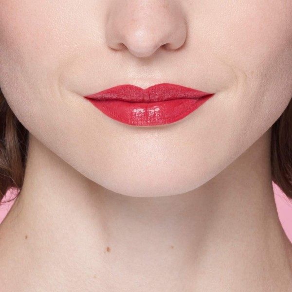 306 Seien Sie innovativ - L'Oréal Paris L'Oréal Signature Brilliant lackierte Lippentinte 5,99 €