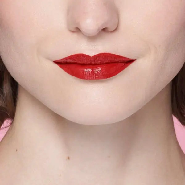 311 Be Brilliant - L'Oréal Paris L'Oréal Signature Brilliant Lacquered Lip Ink 5,99 €