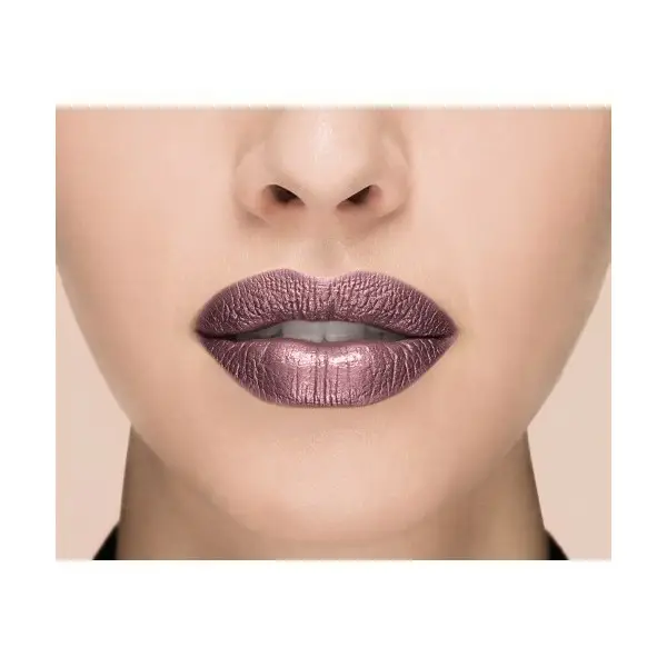 206 I Scintillate - Rouge à Lèvres Rouge Signature Metallics de L'Oréal Paris L'Oréal 3,00&nbsp;€