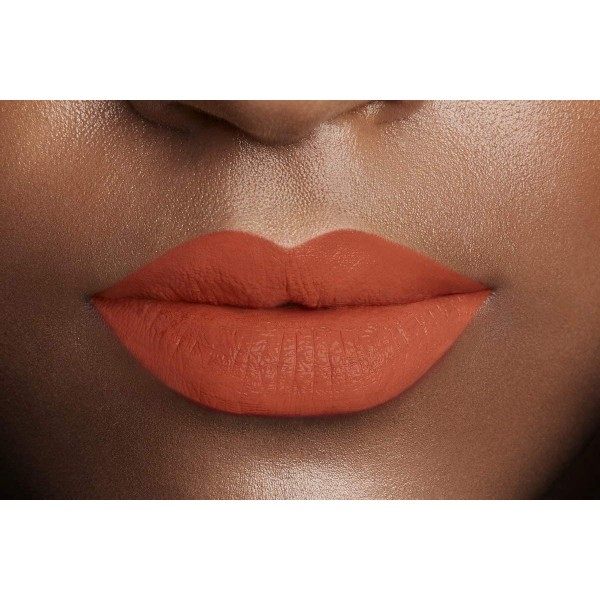 112 Ich erreiche - Signature Rouge Matte Liquid Lip Ink von L'Oréal Paris L'Oréal 5,99 €