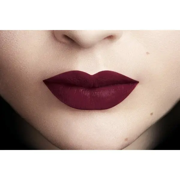 103 I enjoy - Signature Rouge Matte Liquid Lipstick de L'Oréal Paris L'Oréal 5,99 €