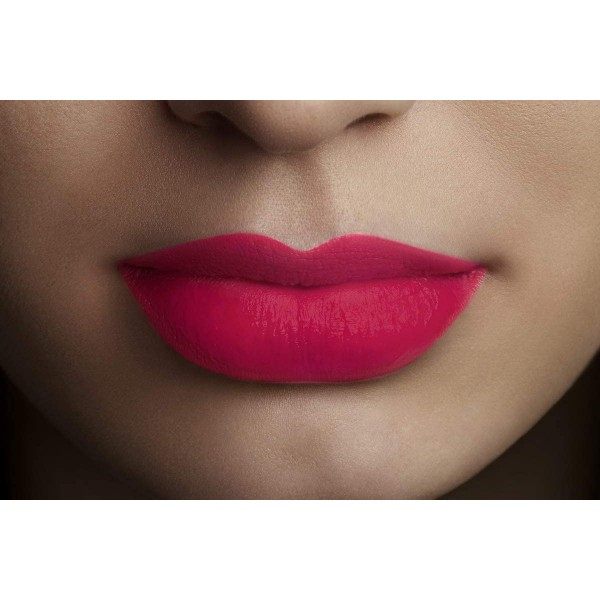 114 Io rappresento - Inchiostro per labbra liquido opaco Signature Rouge di L'Oréal Paris L'Oréal 5,99 €