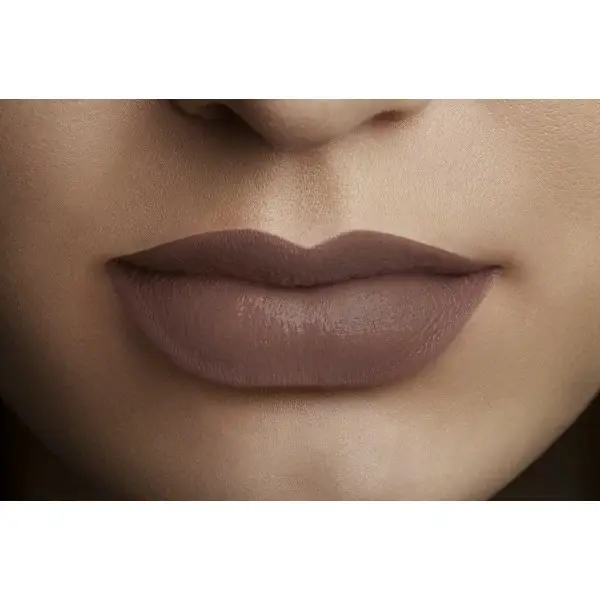117 I stand - Signature Rouge Matte Liquid Lip Ink de L'Oréal Paris L'Oréal 5,99 €