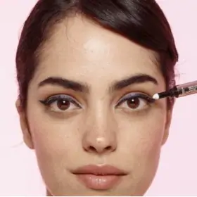 02 Amethyst Light (Violet) - Eye Liner Gold Mirage Chameleon Quartz Duo van L'Oréal Paris L'Oréal 5,99 €