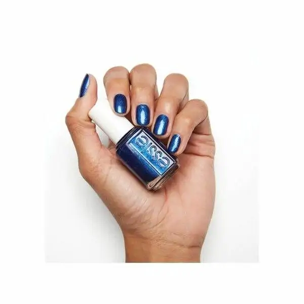 670 Tied and Blue - Vernis à Ongles ESSIE ESSIE 3,00 €