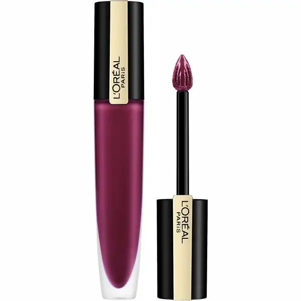 204 Voodoo - Signature Rouge Matte Liquid Lip Ink di L'Oréal Paris L'Oréal 4,99 €