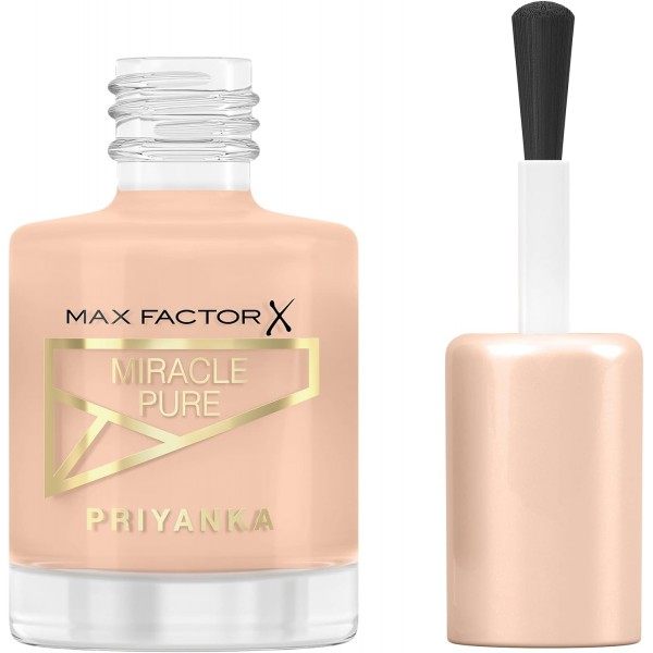 216 Vanilla Spice - Miracle Pure nagellak van Priyanka Chopra Jonas van Max Factor Maybelline € 5,00