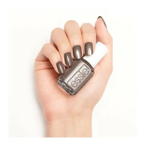 827 Bajo Medallón y Llave - ESSIE Esmalte de Uñas ESSIE 5,00 €