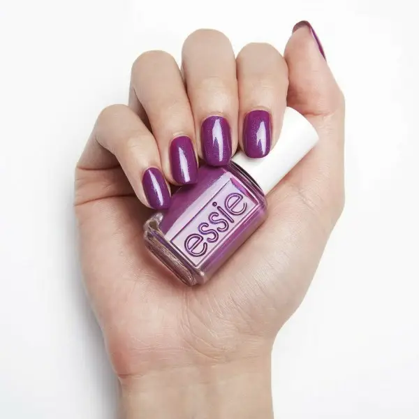 695 Friends Forever – ESSIE Nagellack ESSIE 5,99 €