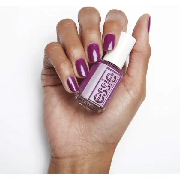 695 Friends Forever - ESSIE Nagellak ESSIE € 5,99