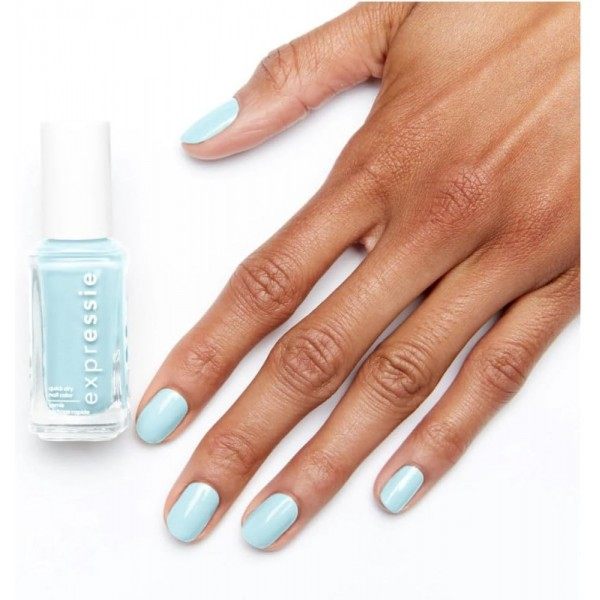 540 Life In 4D - Expressie Nail Polish by Essie ESSIE €5.00