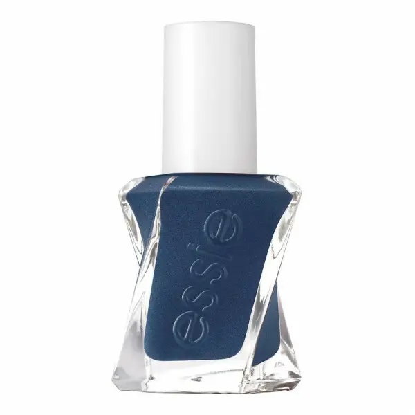 390 Surrounded By Studs - nail Polish ESSIE Gel Couture ESSIE 17,50 €