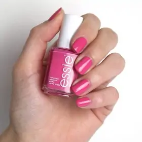 25 Dibertigarria Aurpegia iltze Polish ESSIE ESSIE 13,99 €