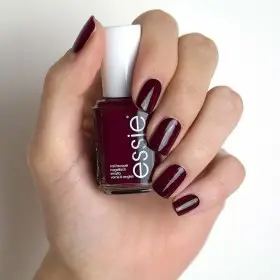 49 Mal - unha polaco ESSIE ESSIE 13,99 €