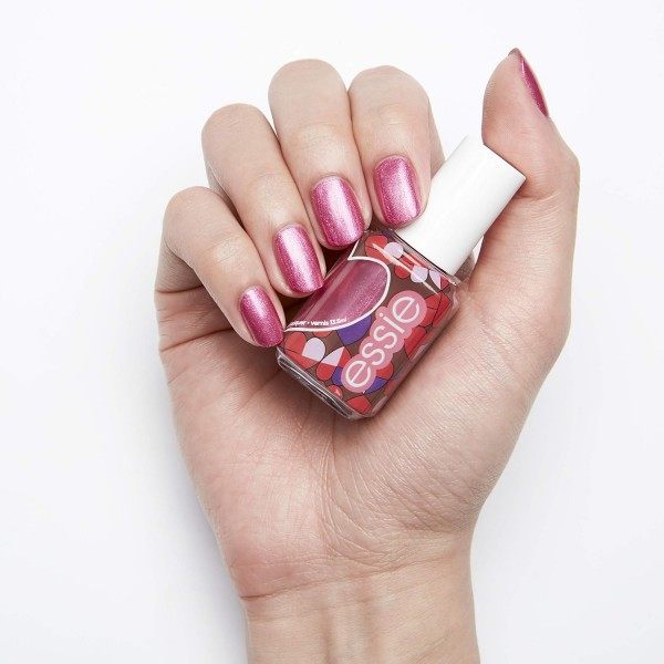671 Piece Love & Chocolate - ESSIE Nail Polish ESSIE €5.99
