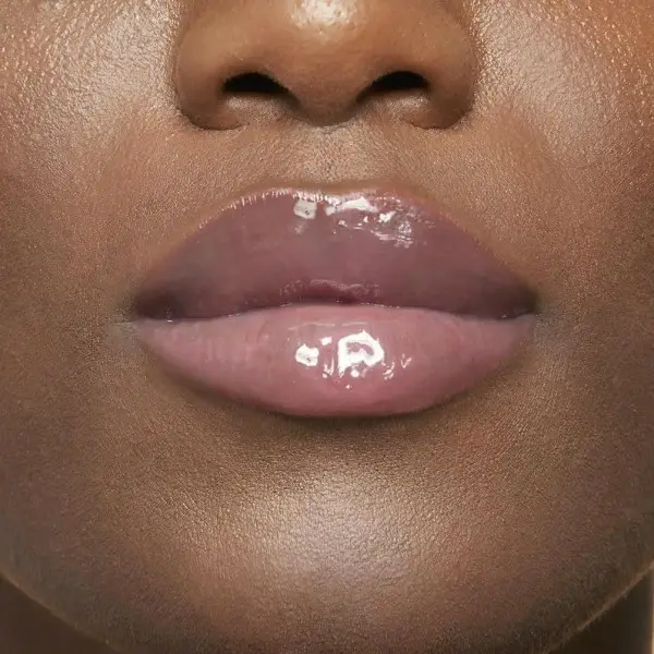002 Ice - Maybelline New York Lifter Lip Gloss idratante e lucidante arricchito con acido ialuronico Maybelline 6...