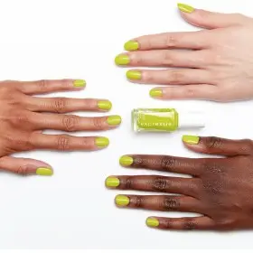 Momento principal 565 - Esmalte de uñas Expressie de Essie ESSIE 4,50 €