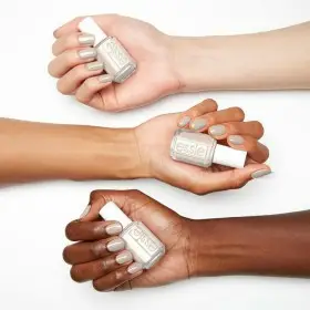 819 Cargamentos de amor - Esmalte de uñas ESSIE ESSIE 5,00 €