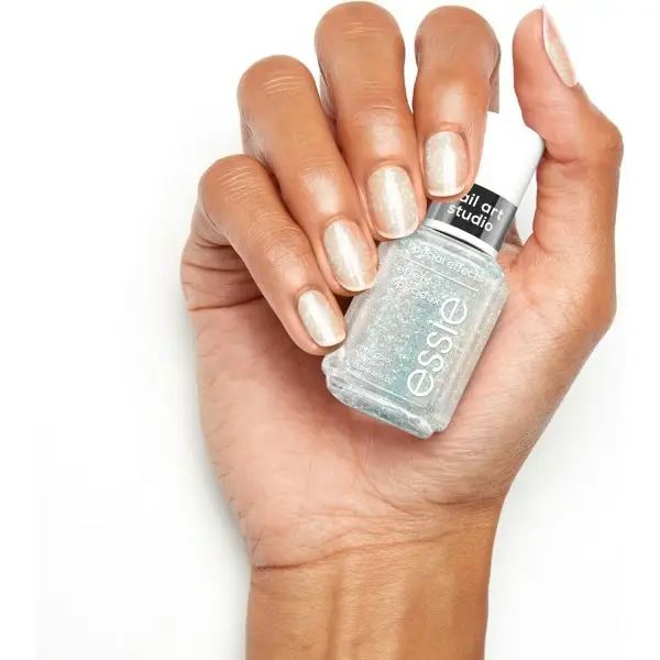 7 Identity illusion - Vernis à Ongles ESSIE ESSIE 5,08&nbsp;€