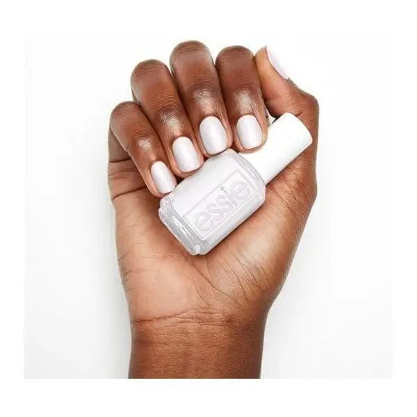 copy of 121 Topless & Descalzo - unha polaco ESSIE