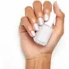 copy of 121 Topless & Descalzo - unha polaco ESSIE