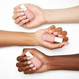 copy of 30 Minimamente Modesto - Tratar o Amor de Amor - Fortalecemento de Esmalte SOIN ESSIE
