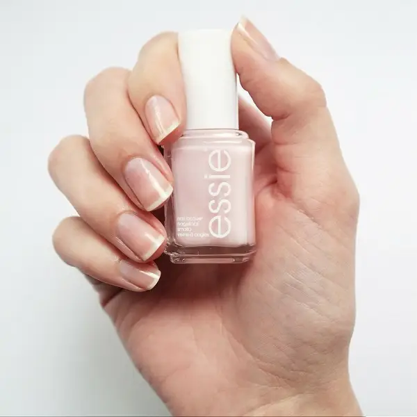 9 de la Vanidad más justa - esmalte de Uñas ESSIE ESSIE 13,99 €