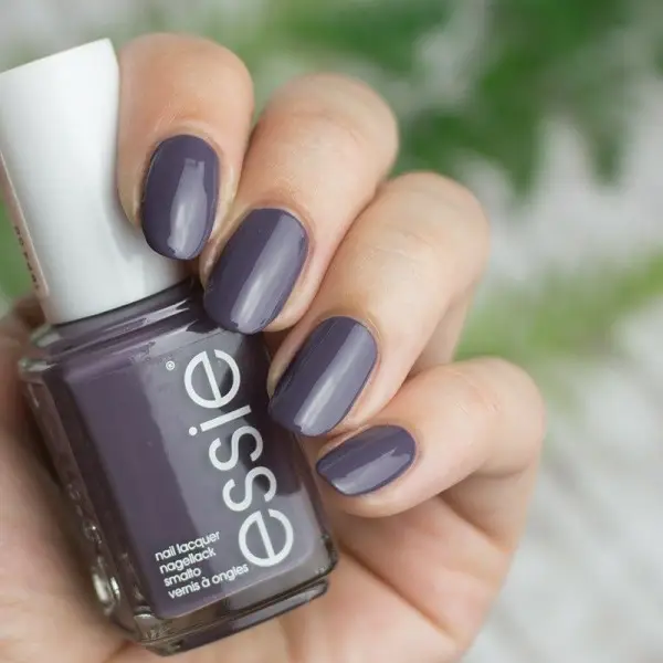 498 una Striscia Vincente di smalto ESSIE ESSIE 13,99 €