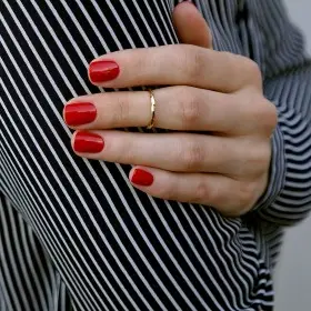59 Aperitivo - unha polaco ESSIE ESSIE 13,99 €