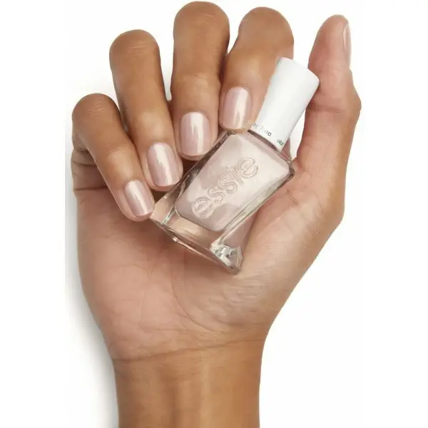 507 Último Nightie - Verniz ESSIE Xel Couture ESSIE 17,50 €