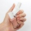 30 Sew Me ( nude ) - nail polishes ESSIE Gel Couture ESSIE 5,99 €