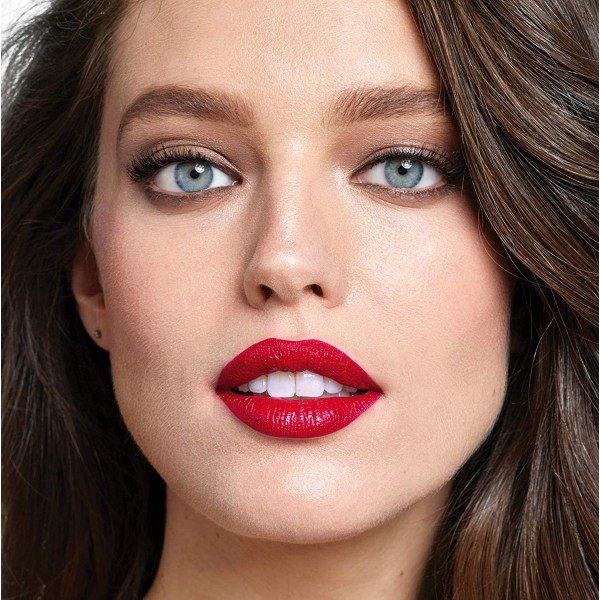 825 Brick Berry - lippenstift Superstay 24h Color presse / pressemitteilungen Maybelline presse / pressemitteilungen Maybelline