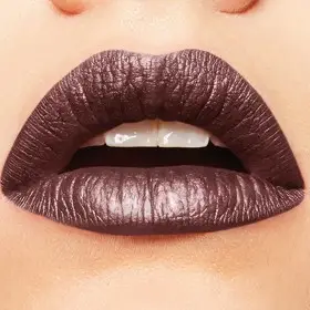 120 Nemesis ( Violett ) - lippenstift Flüssigkeit MATT-Metallic-presse / pressemitteilungen Maybelline presse /