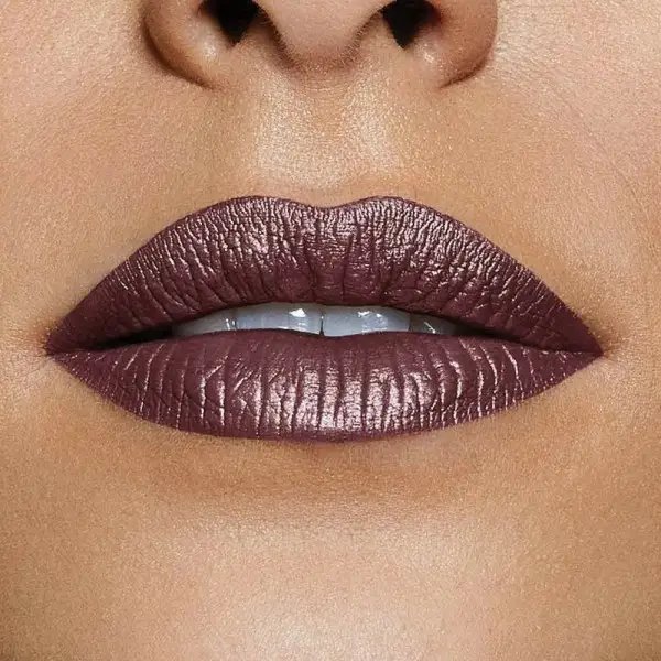 120 Nemesis ( Viola ) - rossetto Liquido OPACO Metallizzato per Gemey Maybelline Gemey Maybelline 4,49 €