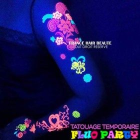 Tatouages FLUORESCENTS 2 Planches DIFFERENTES 21cm X 15 cm + 1 GRATUITE EN PLUS Fonctionne avec lumière Violette . Tatouages 