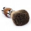 QSHAVE Brosse Blaireau de Rasage 100% Poils de Blaireaus Véritable et Purs Fait à Main avec Manche en Résine Plastique. Le ch