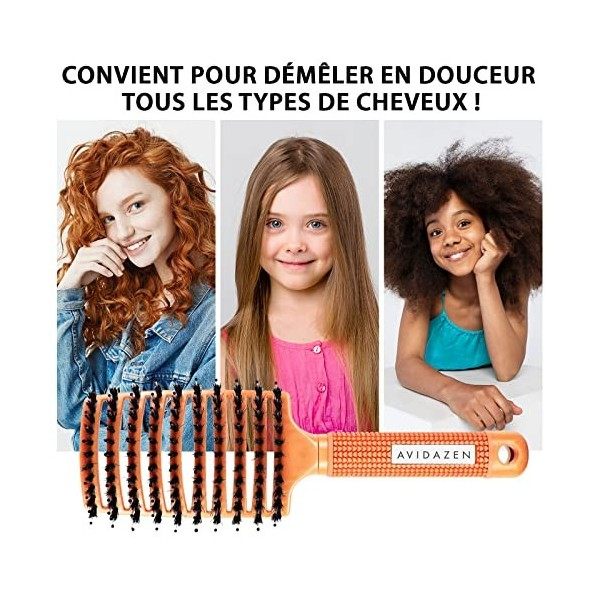 Brosse Poil de Sanglier ORANGE – Brosse à Cheveux en Poils de Sanglier 100% Naturels – Démêle tout type de Cheveux et Sans Do