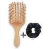 Brosse à cheveux en bois de bambou naturel avec chouchou en satin noir - picots en bambou pour masser le cuir chevelu et démê