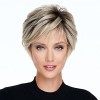 AIYLMZ Court Ombre Blonde Pixie Cut Perruques avec Frange pour Femmes Ombre Blonde Élégant Fluffy Layered Perruques Naturel F