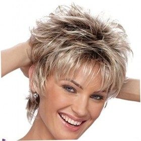 Perruques Blondes Courtes Cheveux Bruns Couche Gonflée Résistant À Chaleur Postiches Pour Femmes Femme Utilisation Quotidienn