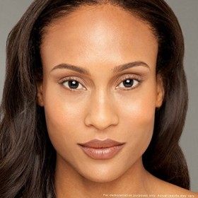 REVLON Rouge à Lèvres Crayon Laque N°140 Coy - 2,7 g