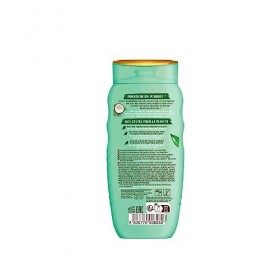 Lovea Shampooing à leau de coco et à lextrait de thé vert, tous types de cheveux.