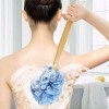 Pineker Brosse de bain en bois à manche long avec filet en loofah pour exfoliation de la peau, éponge de dos pour homme et fe